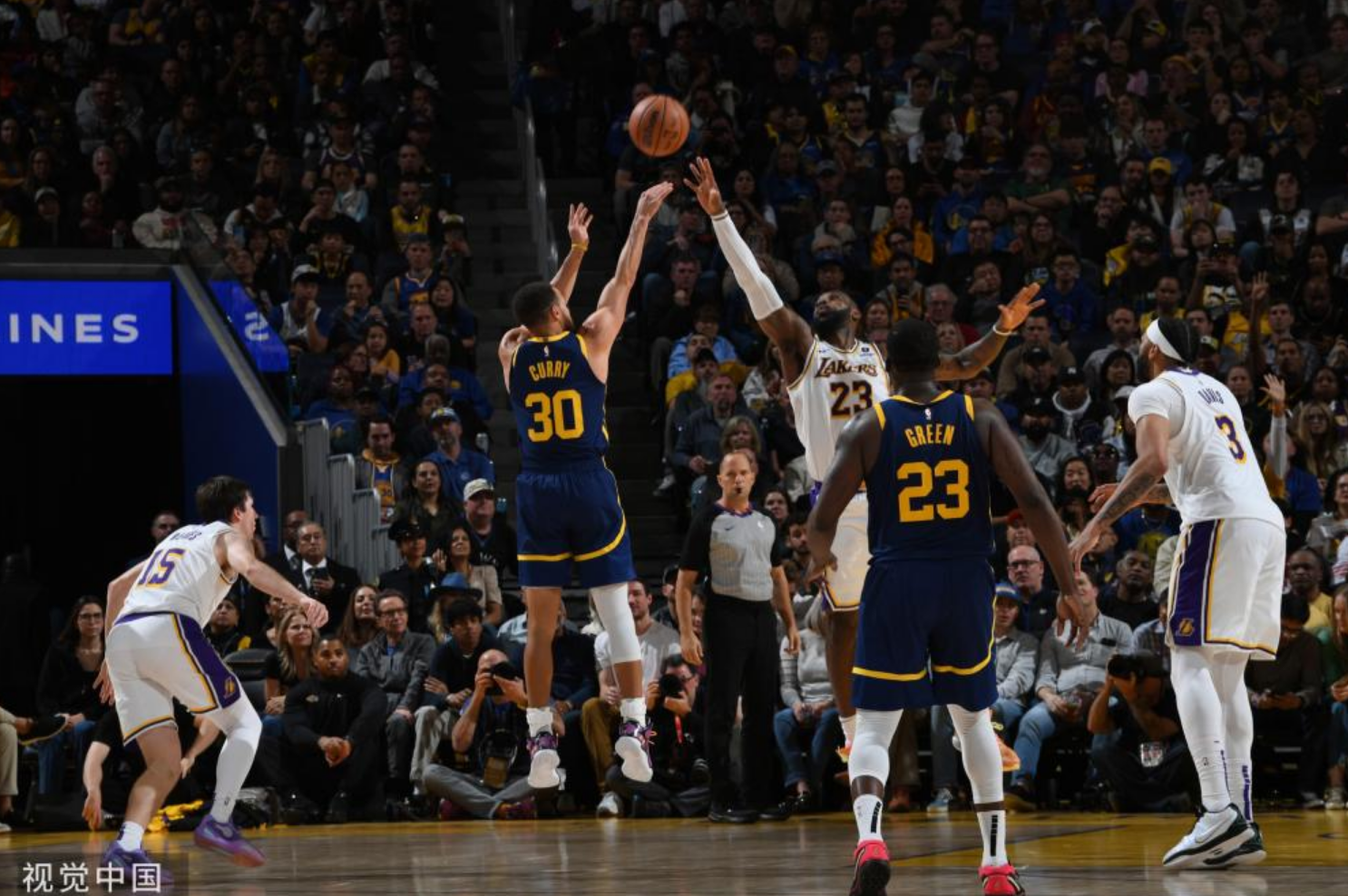  公牛不断突破！，阿扎伦卡连续二十场比赛得分超过夺冠上演精彩一战热门手游排行榜