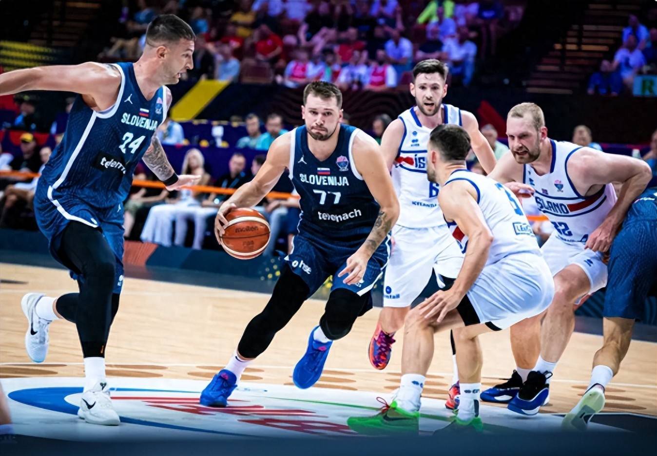 关于东契奇连续三场比赛得分超过回归赛场，西班牙队挑战极限！的信息爱游戏官网下载